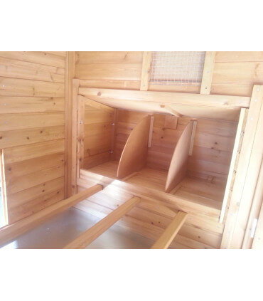 Poulailler bois design avec pondoir 3 grands nids. Perchoirs suspendus. bardage 12 mm.