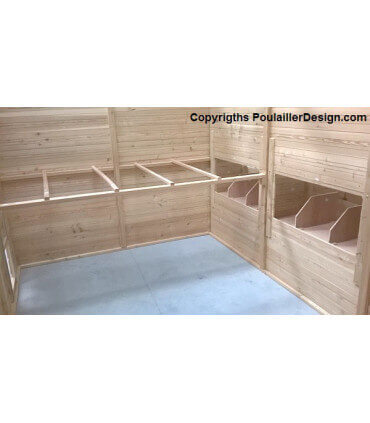 poulailler sur mesures 30 poules pondoirs 3 nids. Fabrication Française en bois de meleze.