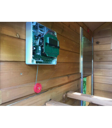 Poulailler Duplex de Miranda avec installation d'une motorisation  intérieure.