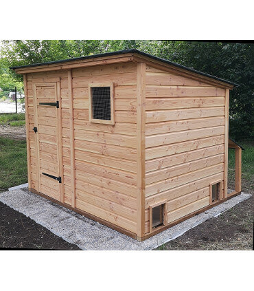 Grand poulailler sur-mesures, conception et fabrication française en Isère.