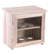 Armoire en bois pour le stockage de 12 œufs de poule du poulailler familial.