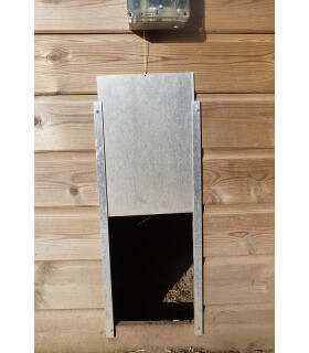 porte alu guillotine avec rails pour motoriser la trappe de poulailler. taille xl oie.
