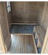 Aménagement intérieur du pouailer Fabiola avec 2 perchoirs, 3 nids et 1 tiroir a fientes.