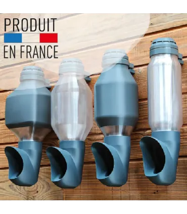 cocobol, mangeoire poules a suspendre, anti-rats, anti gaspillage et anti-oiseaux.